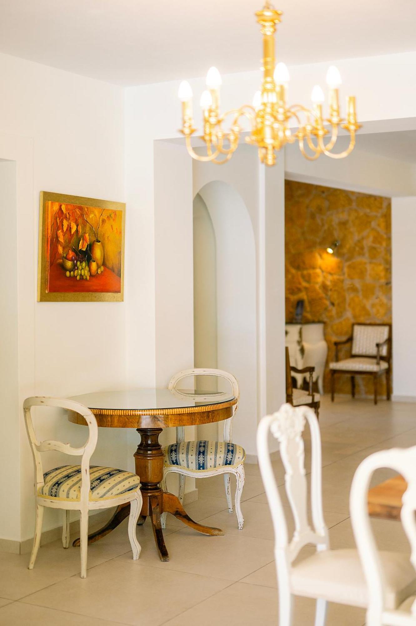 Villa Fioraki Poulades ภายนอก รูปภาพ